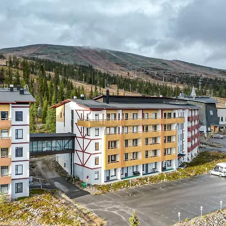 Yllaes Saaga * Ylläsjärvi